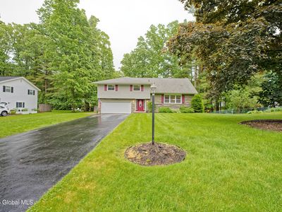 4 Wheeler Drive, Clifton Park, NY, 12065