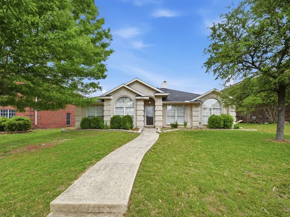 2409 Buckeye Dr, Mesquite, TX 75181