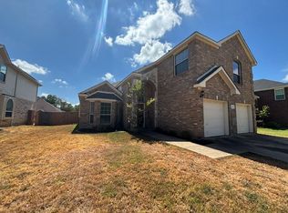 1413 Chateau Ln, Mansfield, TX 76063