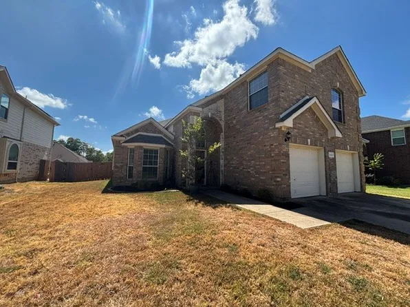 1413 Chateau Ln, Mansfield, TX 76063