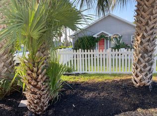 1033 N 5th St, Jacksonville Beach, FL 32250
