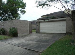 12411 Sungate Ln, Houston, TX 77071