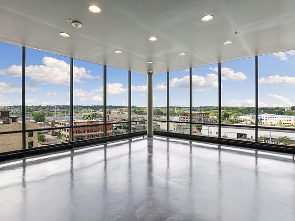 5th image of 290 Market St Unit 607