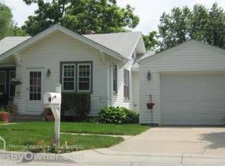 3119 N 205th St, Elkhorn, NE 68022