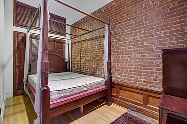 Sold by HomeDax Real Estate