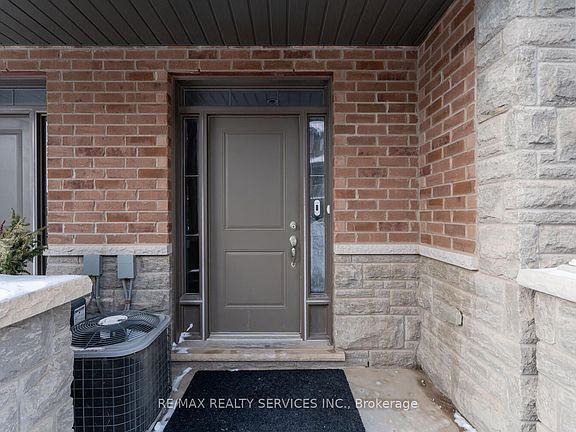 5th image of 7 Ridgeside Ln