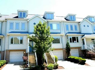 103 Saint Charles Ct, Pittsburgh, PA