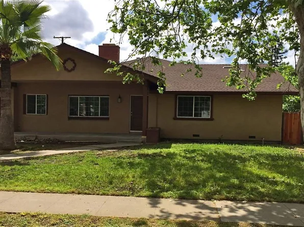 2426 W Alpine Ave, Stockton, CA 95204