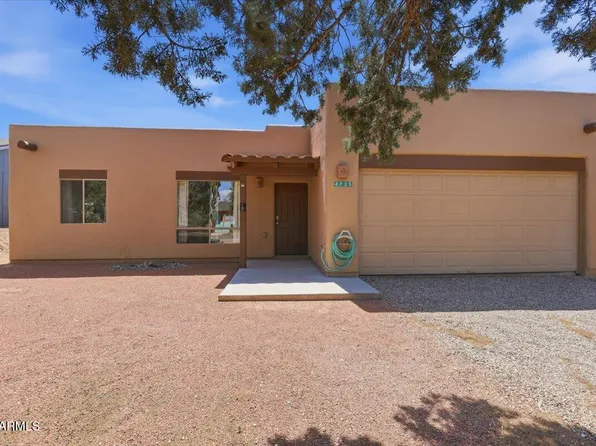 4735 E Valley Lane, Rimrock, AZ 86335