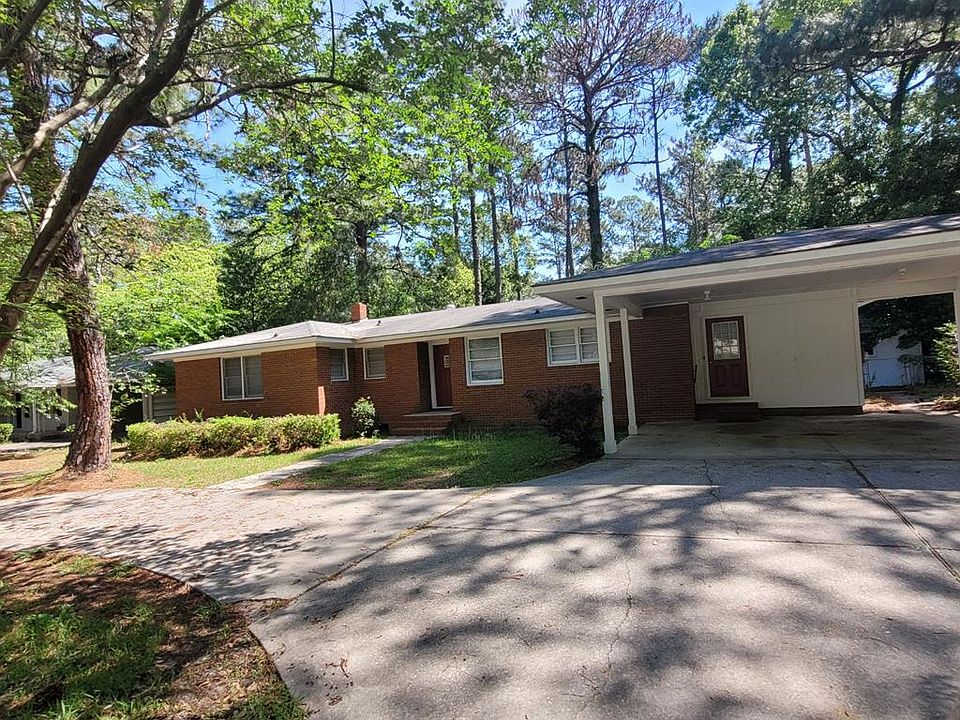 1st image of 2205 Jerry Jones Dr