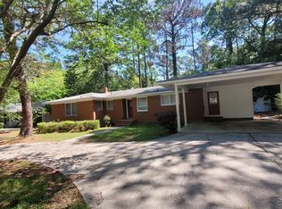 2205 Jerry Jones Dr, Valdosta, GA 31602