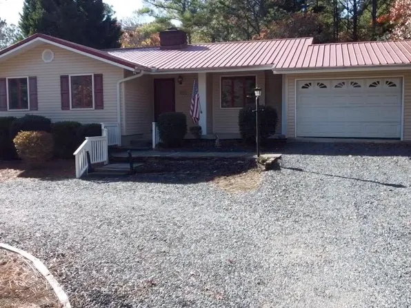 102 Dogwood Lane, West End, NC 27376