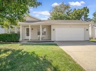 310 Briarwood Dr, Waterloo, IL 62298