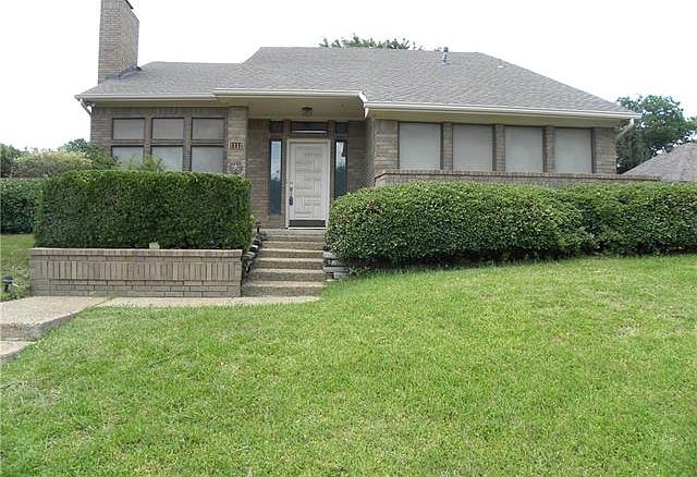 1st image of 1112 Dentonshire Dr