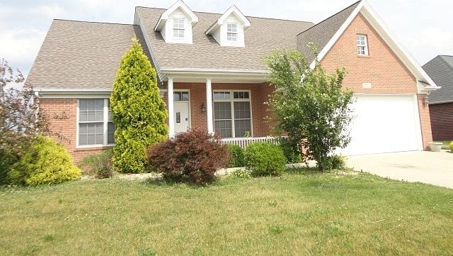 1st image of 1621 Bell Ford Dr E