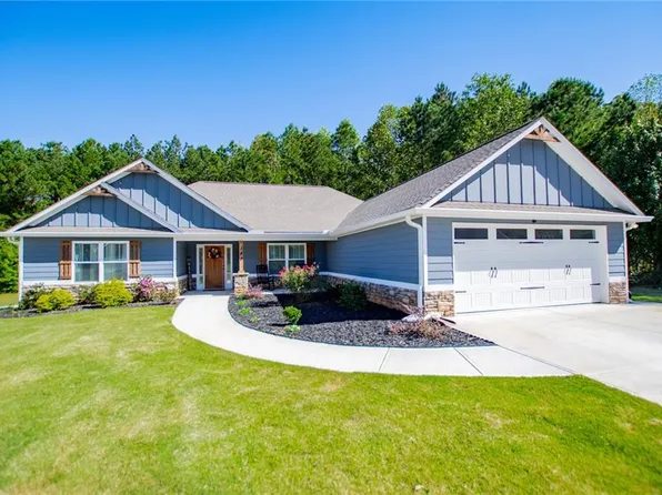 142 Lawrence Dr, Villa Rica, GA 30180