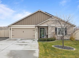 1101 Annajean Ave, Benton City, WA