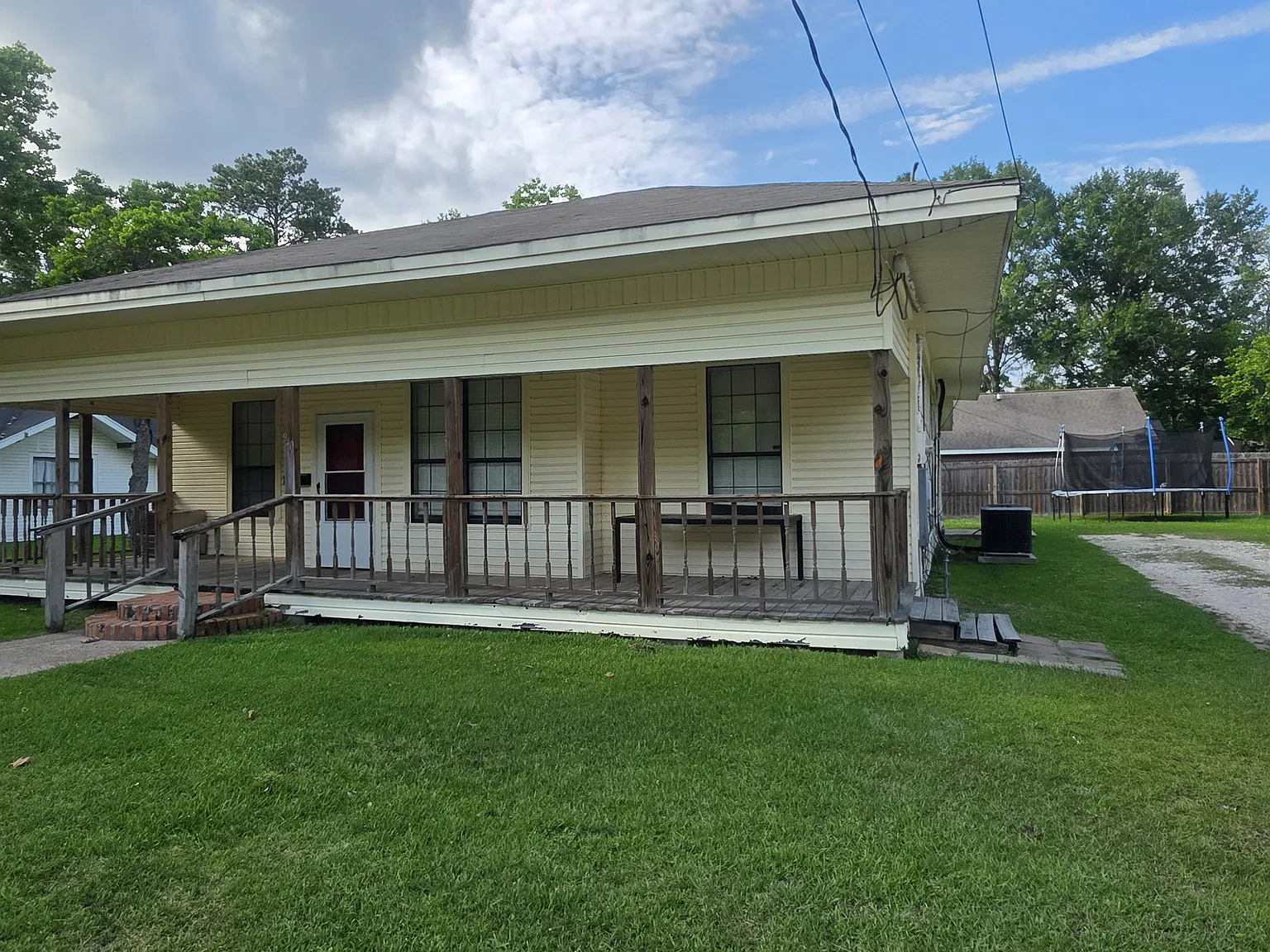 4 bed, 1600 sqft, $1,450 — Photo 2