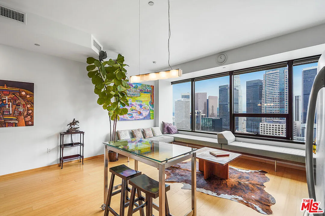1 bed, 1.0 bath, 680 sqft, $2,500 — Photo 1