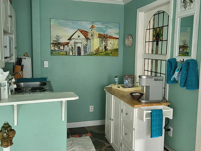 Kitchenette