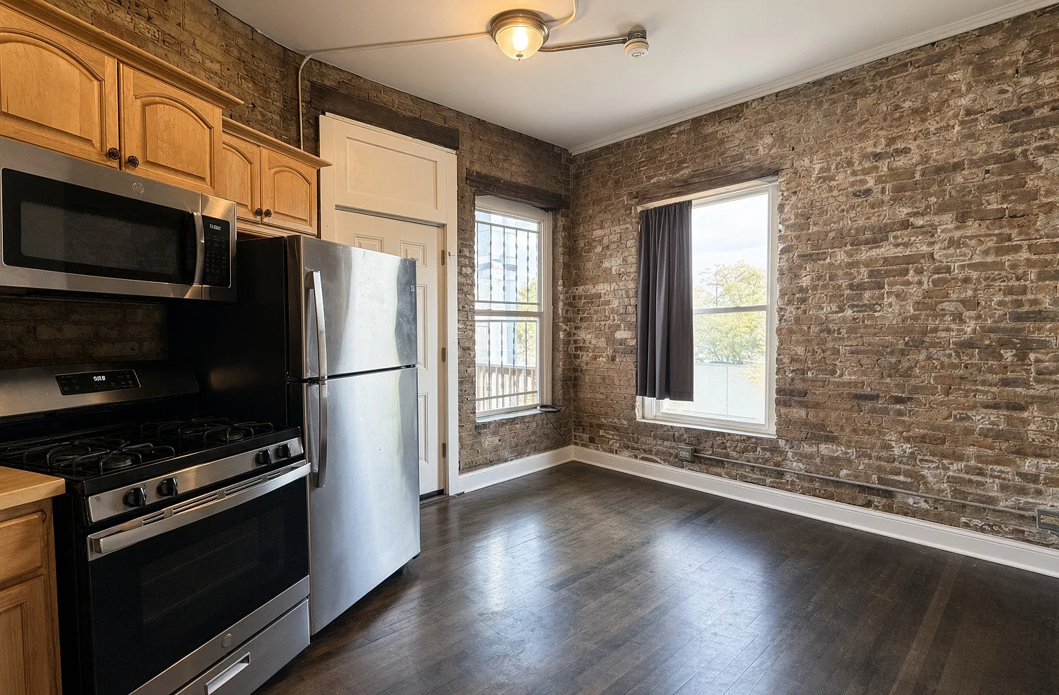 2 bed, $3,100 — Photo 2