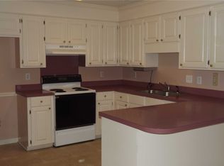 810 Eagles Nest Dr, Byram, MS 39272
