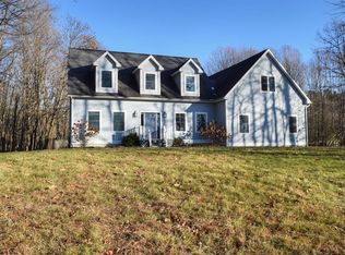 12 Lomeadow Rd, Hinesburg, VT 05461