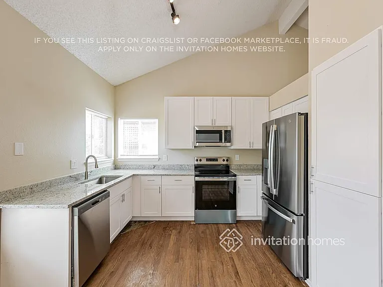 9636 Lameria Dr — Photo 9