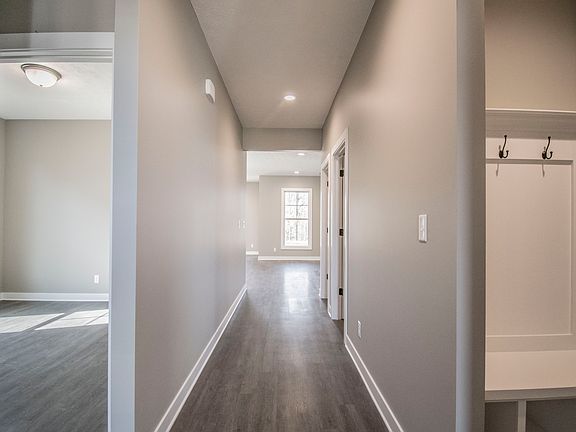 5th image of 2621 Marycrest Dr