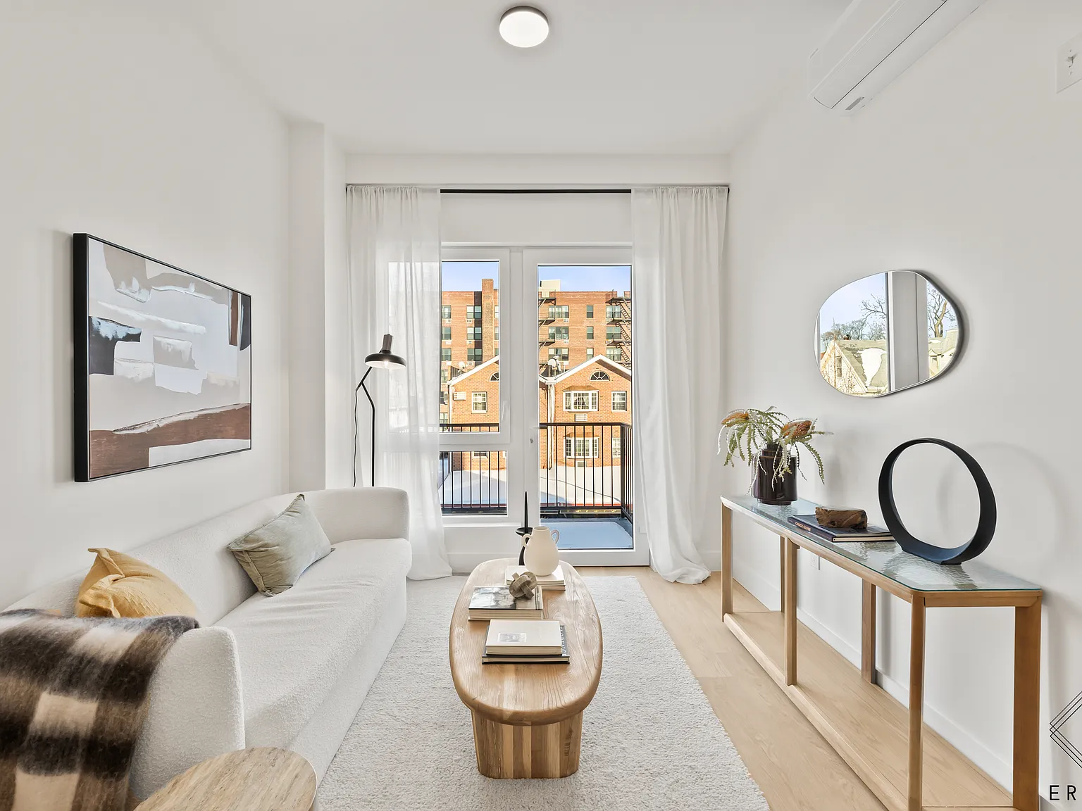 706 East 32nd Street — Photo 4
