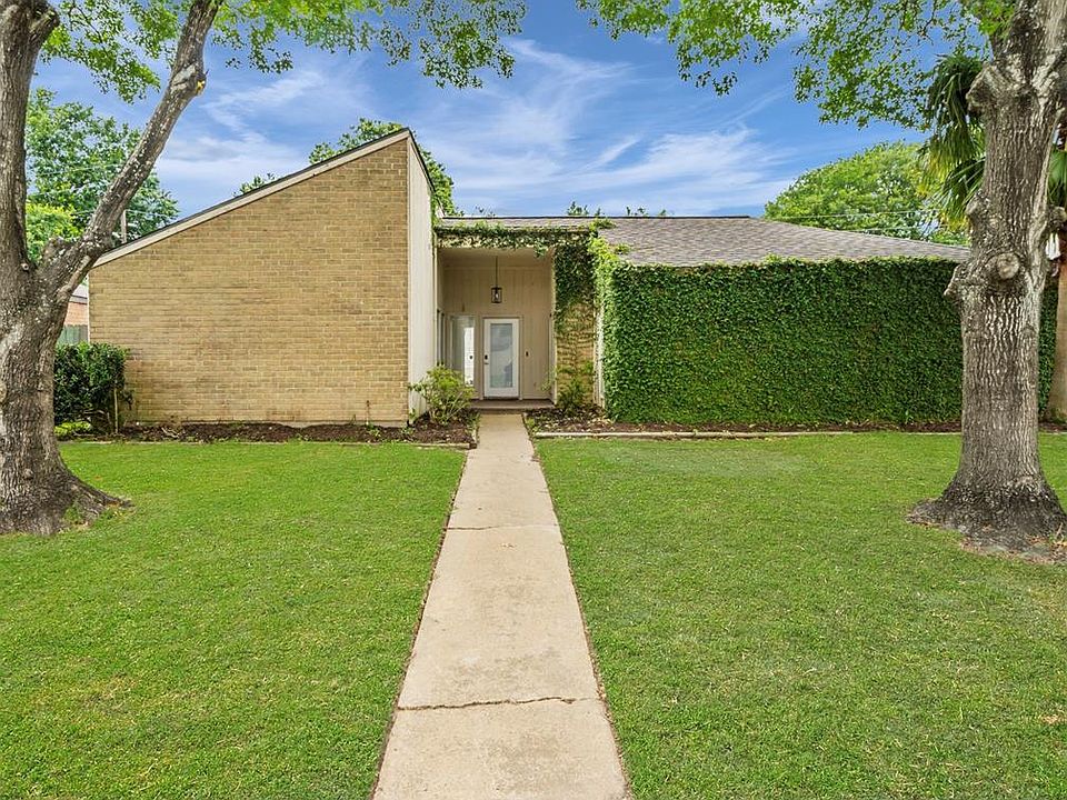 1st image of 4419 Hickory Downs Dr