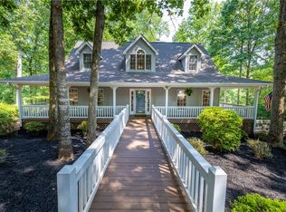 412 Carriage Trce, Seneca, SC 29678