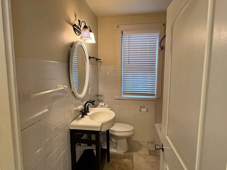 4645 Wilcox Ave — Photo 9