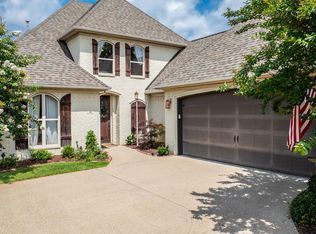 32 Glasgow Ct, Little Rock, AR 72211