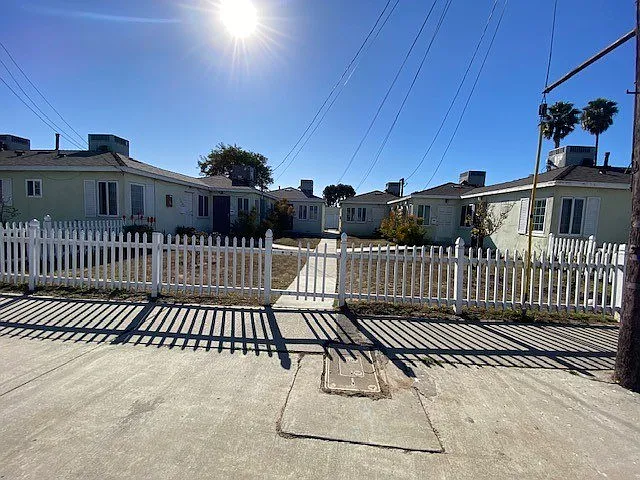 5000 Lennox Blvd. (Lenred, LLC)