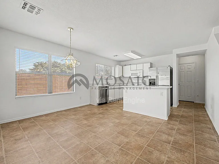 2232 E Spruce Dr — Photo 8