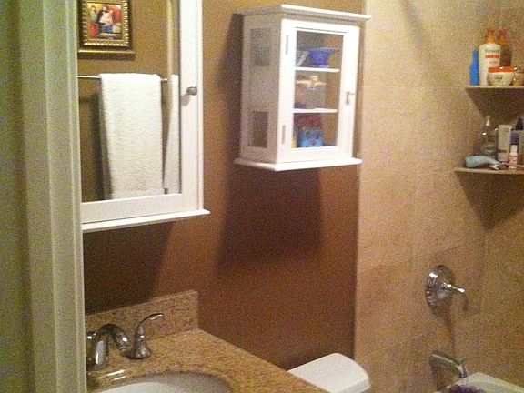 4th image of 625 W Wrightwood Ave APT 316