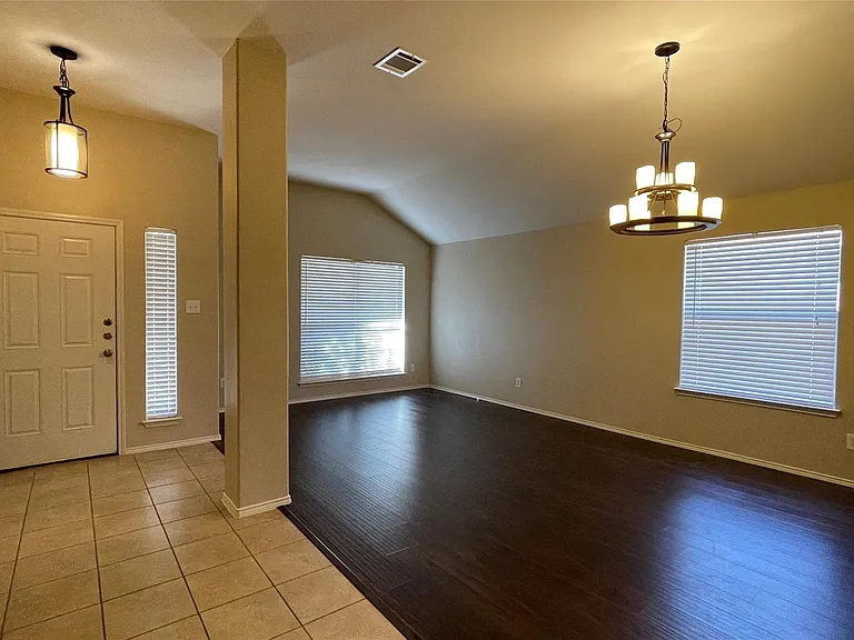 8131 Tierra Del Sol Rd — Photo 4