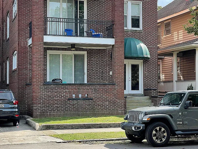 Building Photo - 1025 Redgate Ave #1