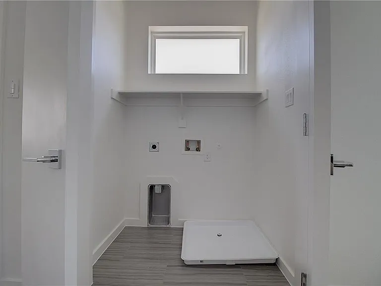 2310 N Carroll Ave #105 — Photo 18