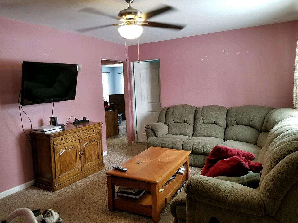 Living room. 