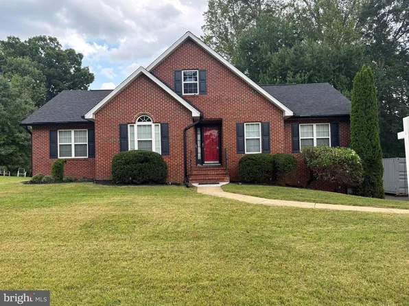 9931 Grant St, Lanham, MD 20706