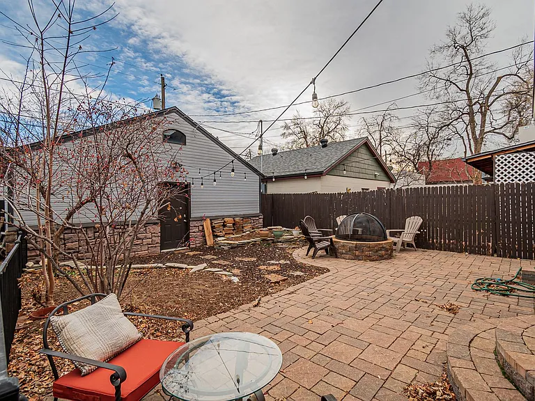908 S Washington St — Photo 34