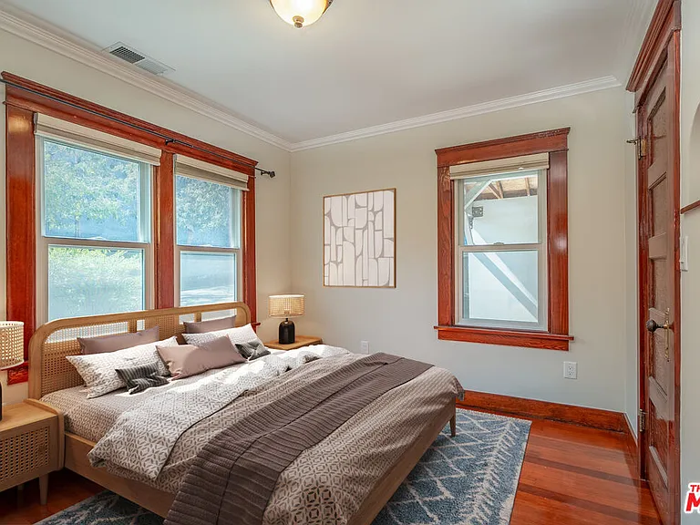 4253 Fountain Ave — Photo 39