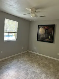 2100 N FM 1486 — Photo 11
