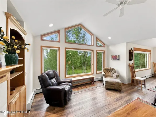 11415 Terrace Hills Dr, Eagle River, AK 99577