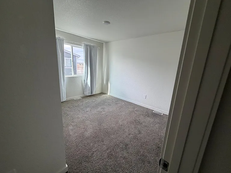 3744 Katina Way — Photo 21