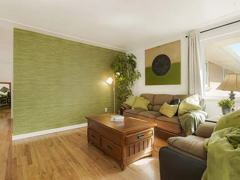 W 63rd Pl — Photo 9