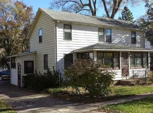 620 N 2nd St, Palmyra, WI 53156