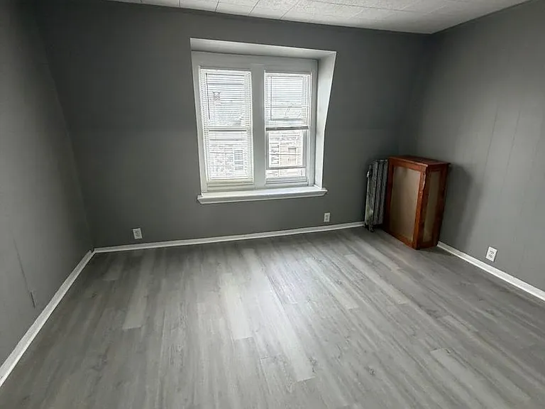 1007 N 10th St — Photo 10